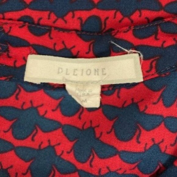 Pleione Bee Print Blouse - Picture 6 of 6